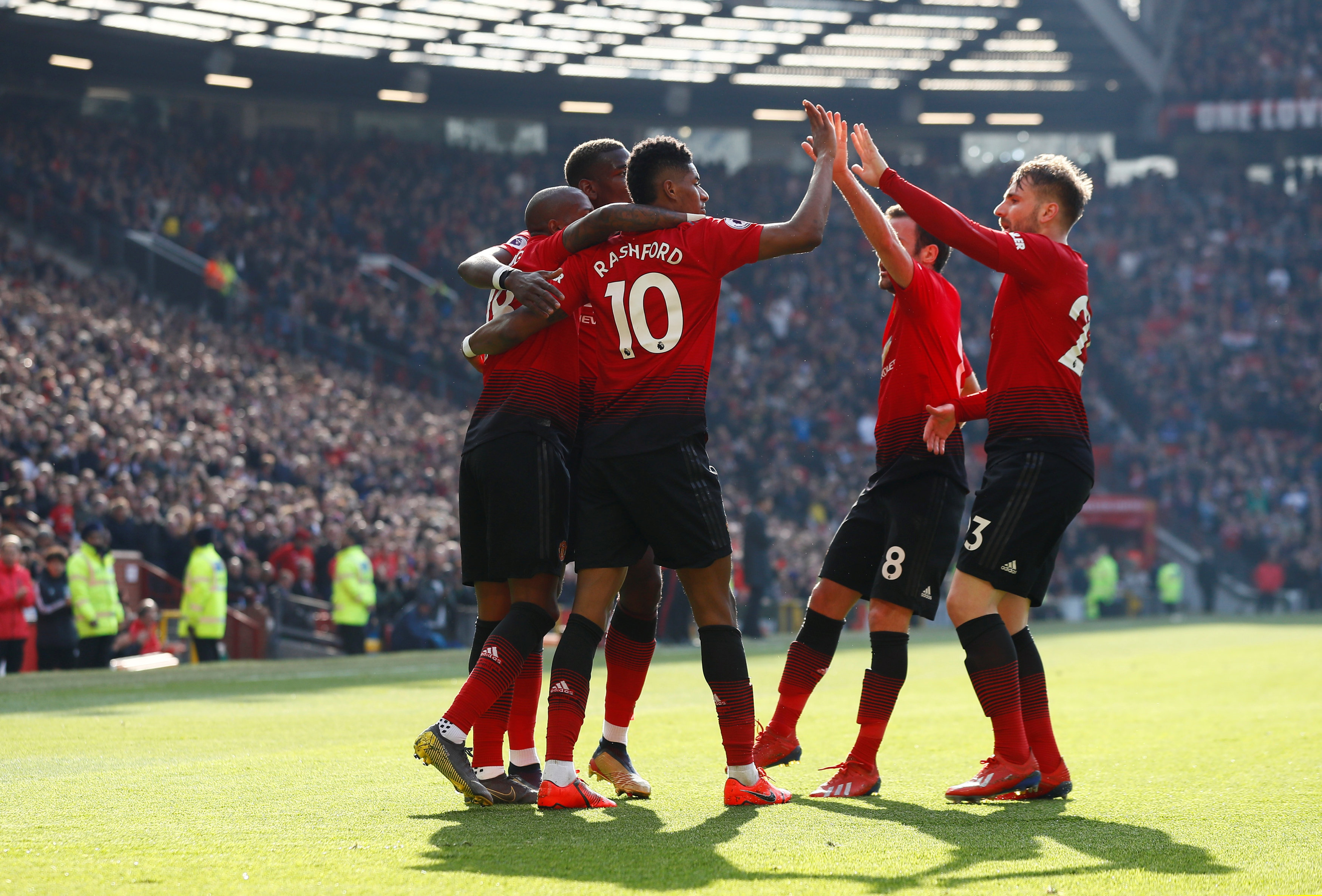 在此扮演了 在此扮演了