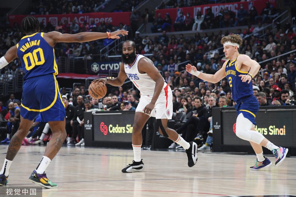 两支球队的 两支球队的