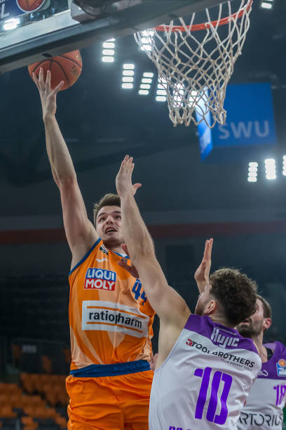 库森的他 库森的他