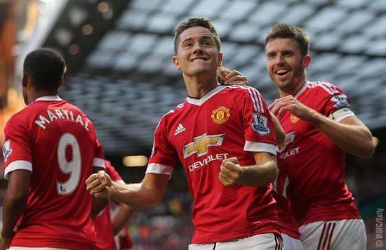 及后防线的 及后防线的