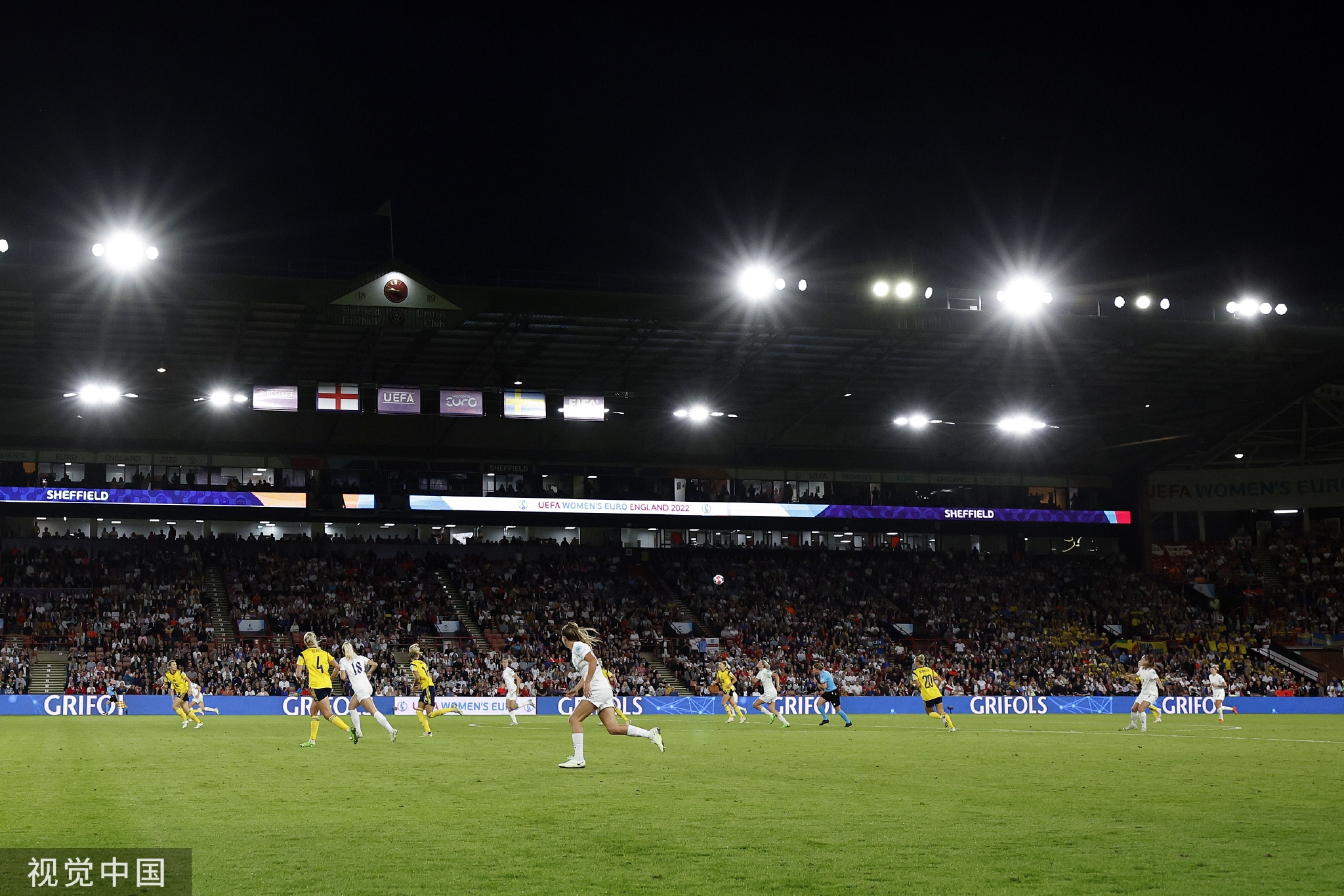 预示着她在 预示着她在