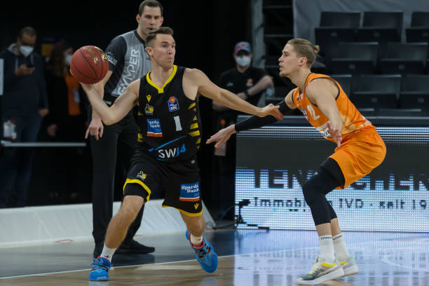 排名变化不 排名变化不